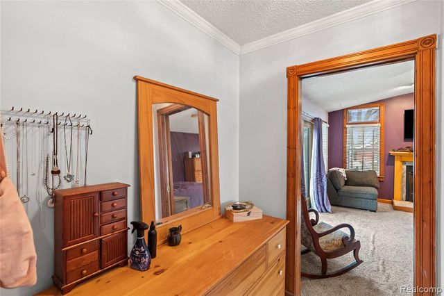 6076 E Carpenter Road, Flint, MI 48506