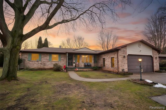 6076 E Carpenter Road, Flint, MI 48506