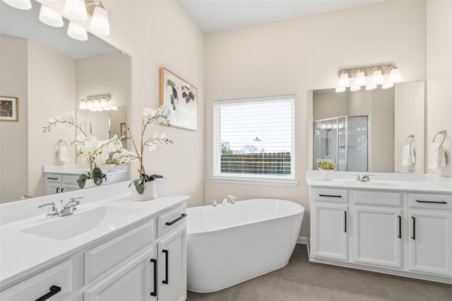 113 Rose Heath LN, Liberty Hill, TX 78642