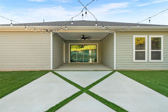 113 Rose Heath LN, Liberty Hill, TX 78642