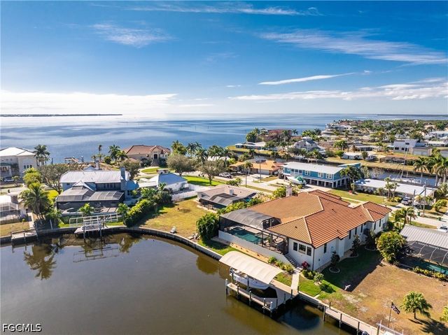 265 Severin RD SE, Port Charlotte, FL 33952