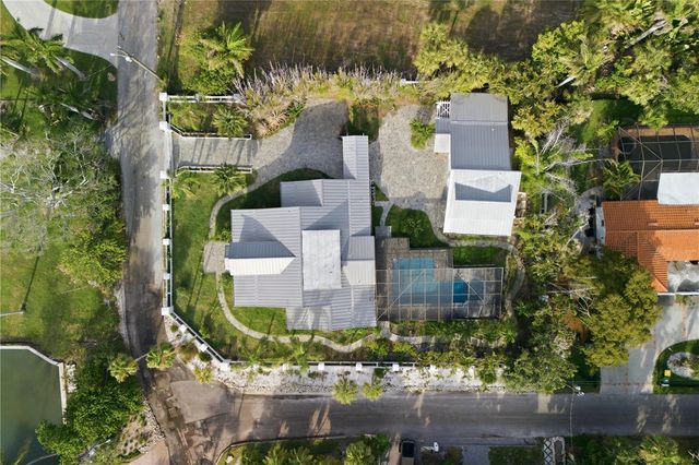 604 NORSOTA WAY, Sarasota, FL 34242