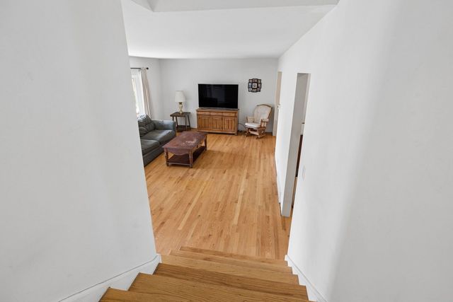 4415 Yender Avenue, Lisle, IL 60532