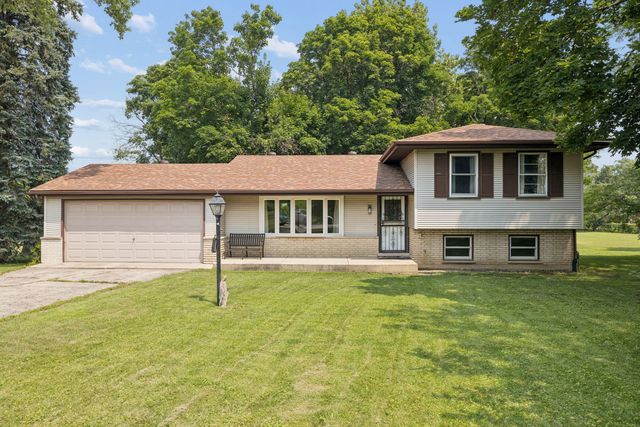 4415 Yender Avenue, Lisle, IL 60532