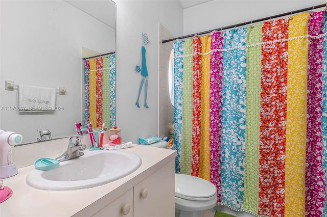 3736 NE 9 CT, Homestead, FL 33033