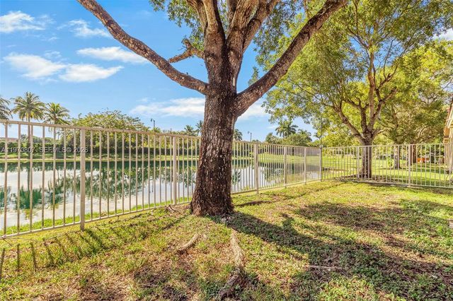 3736 NE 9 CT, Homestead, FL 33033