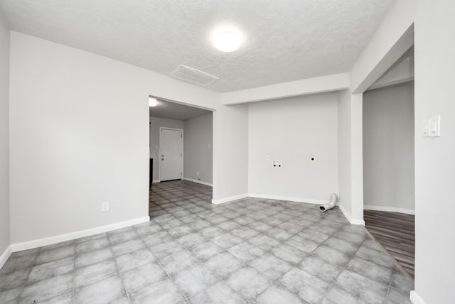 9413 Arden Court, Houston, TX 77033