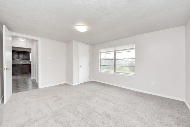 9413 Arden Court, Houston, TX 77033