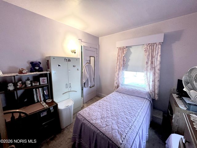 4325 Douglas Road, Toledo, OH 43613