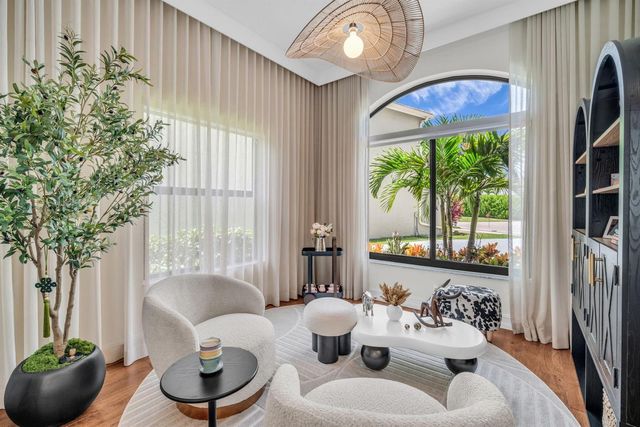 10852 LA SALINAS Circle, Boca Raton, FL 33428