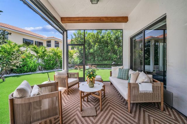 10852 LA SALINAS Circle, Boca Raton, FL 33428