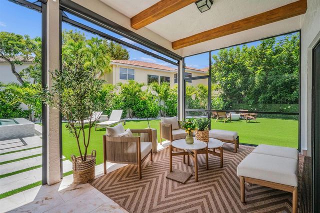 10852 LA SALINAS Circle, Boca Raton, FL 33428