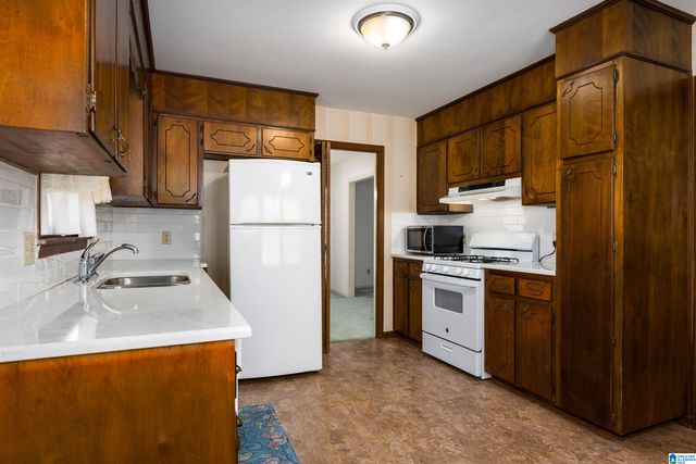 714 CECIL COURT, Hoover, AL 35226