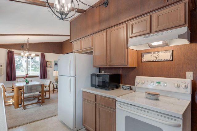 3105 S 23rd STREET, Milwaukee, WI 53215
