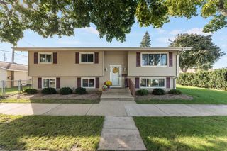 3105 S 23rd STREET, Milwaukee, WI 53215