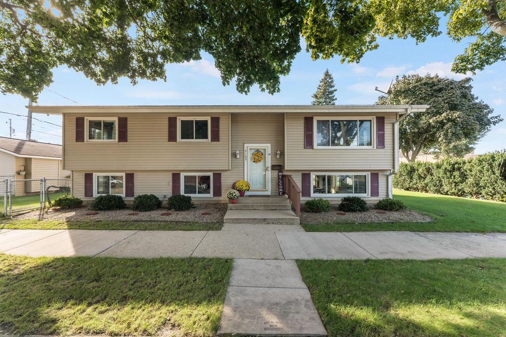 3105 S 23rd STREET, Milwaukee, WI 53215