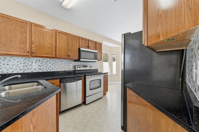 10238 PERTHSHIRE CIRCLE, Land O Lakes, FL 34638