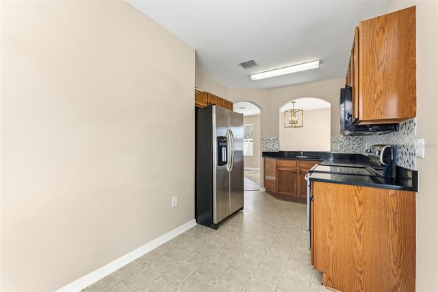 10238 PERTHSHIRE CIRCLE, Land O Lakes, FL 34638