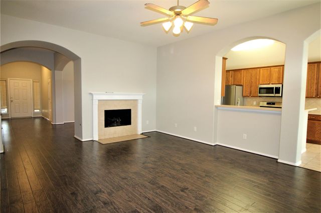 4614 Brazos Bend Drive, Pearland, TX 77584