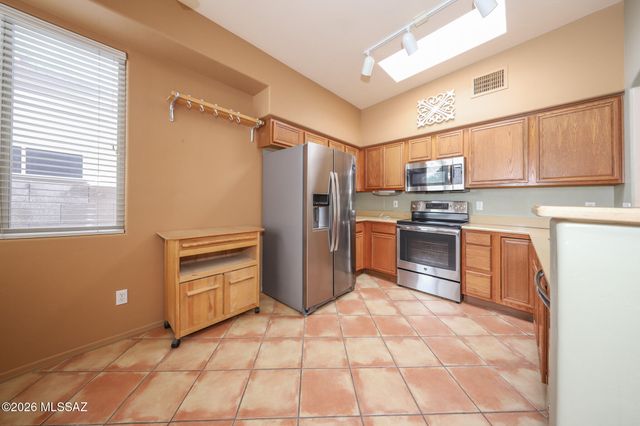 7384 E Placita Positivo, Tucson, AZ 85715