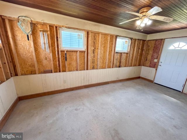 135 OAK HILL DR, Middletown, PA 17057