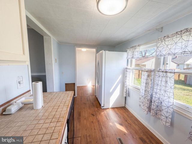 135 OAK HILL DR, Middletown, PA 17057