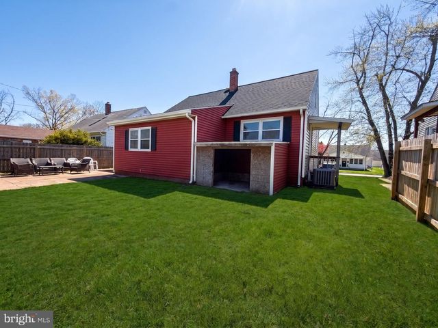 135 OAK HILL DR, Middletown, PA 17057