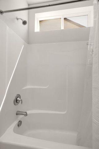 5949 S Sherri Lea Rd, Spokane, WA 99224