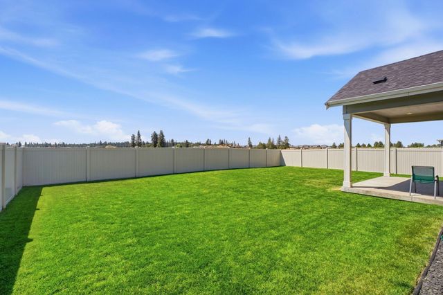 5949 S Sherri Lea Rd, Spokane, WA 99224