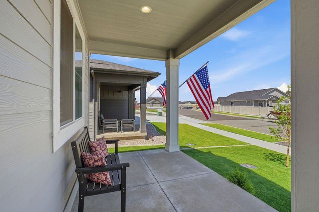 5949 S Sherri Lea Rd, Spokane, WA 99224