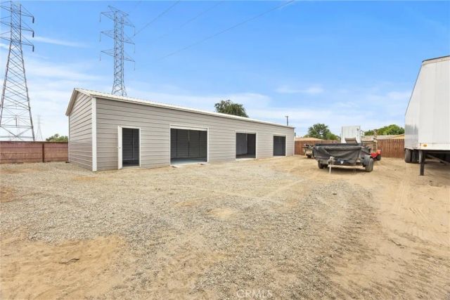 10906 Dee Dee Avenue, Bakersfield, CA 93312