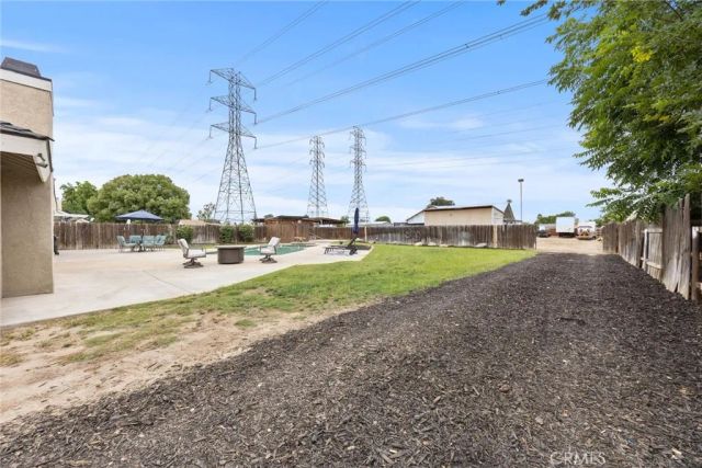 10906 Dee Dee Avenue, Bakersfield, CA 93312