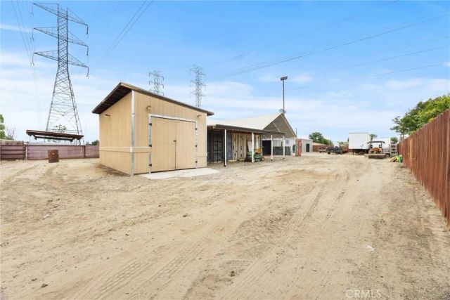 10906 Dee Dee Avenue, Bakersfield, CA 93312
