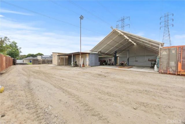 10906 Dee Dee Avenue, Bakersfield, CA 93312