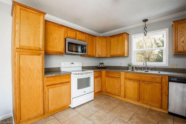 221 Delk Road, Lexington, NC 27292