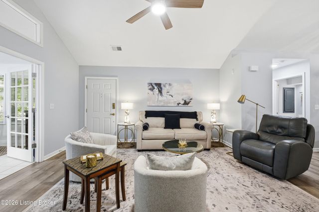 407 Baines Way, Louisville, KY 40245