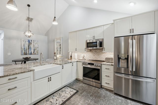 407 Baines Way, Louisville, KY 40245