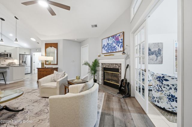 407 Baines Way, Louisville, KY 40245