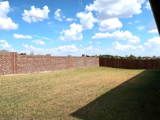1310 Tophill Drive, Cedar Hill, TX 75104
