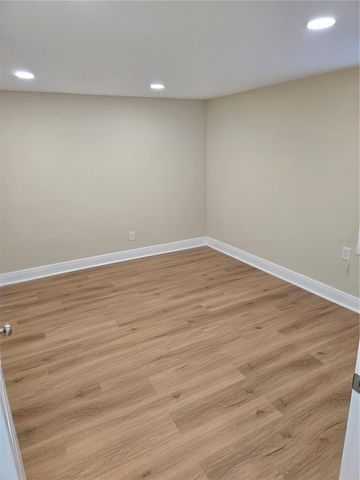 111 N MCMULLEN BOOTH ROAD, Clearwater, FL 33759