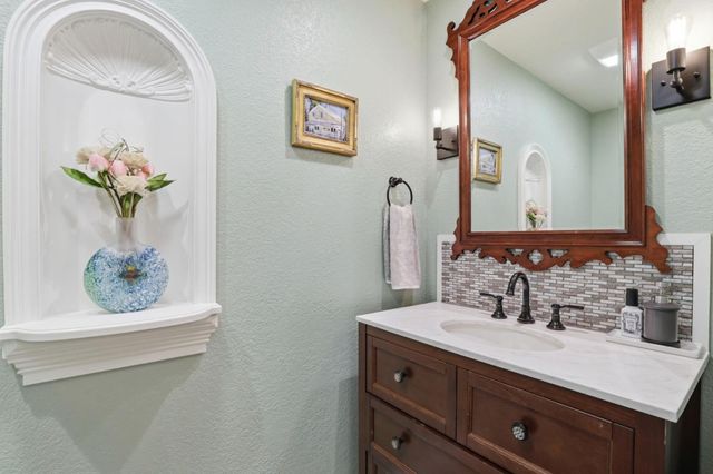 430 SAINT FRANCIS Drive, Boulder Creek, CA 95006