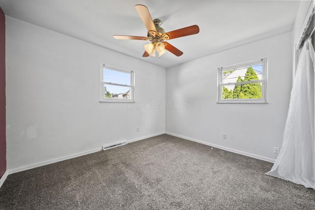 3148 Kingswood Drive, Grove City, OH 43123