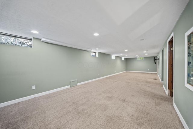 3148 Kingswood Drive, Grove City, OH 43123