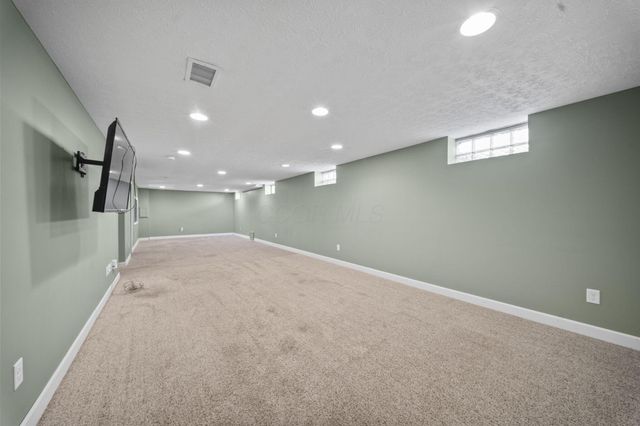 3148 Kingswood Drive, Grove City, OH 43123