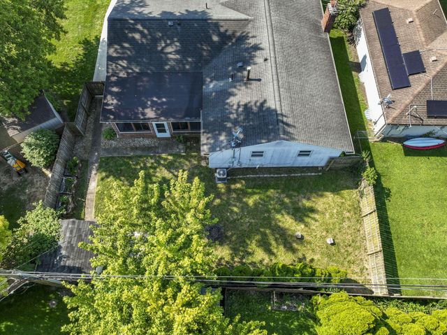 3148 Kingswood Drive, Grove City, OH 43123