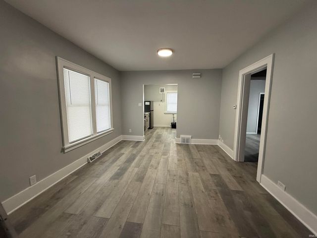 817 E Eckman Street, South Bend, IN 46614