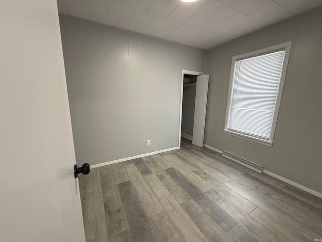 817 E Eckman Street, South Bend, IN 46614