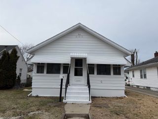 817 E Eckman Street, South Bend, IN 46614