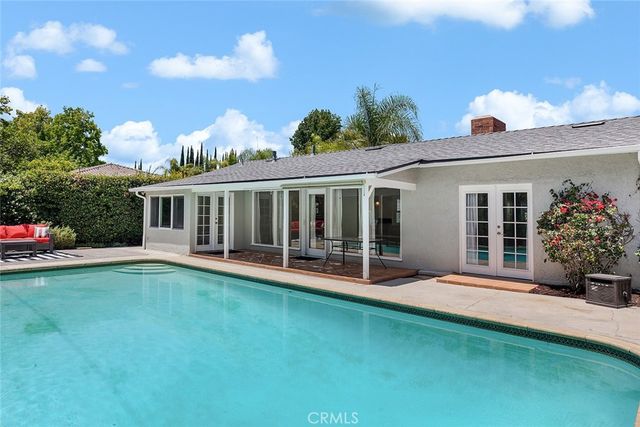 1030 Cynthia Avenue, Pasadena, CA 91107