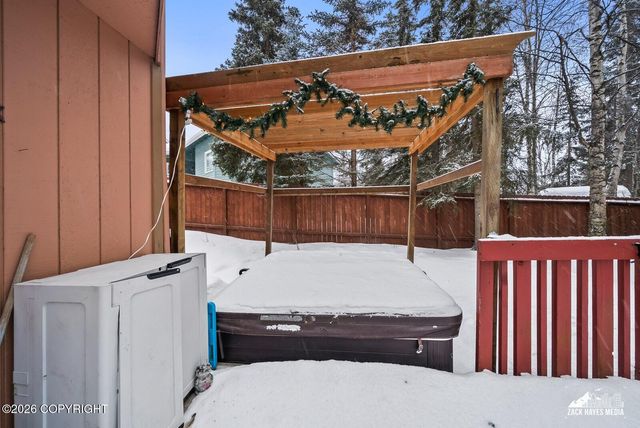 10821 Sushana Circle, Eagle River, AK 99577